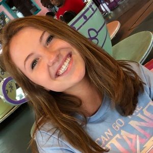 Meet your Posher, Reagan